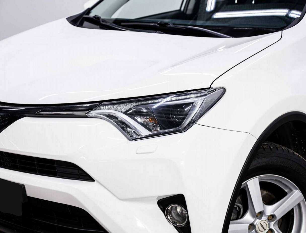 Toyota RAV4, 2017 Фото №7