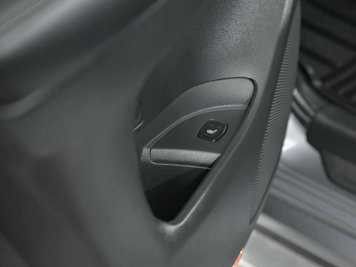 Mitsubishi Pajero Sport, 2017 Фото №7