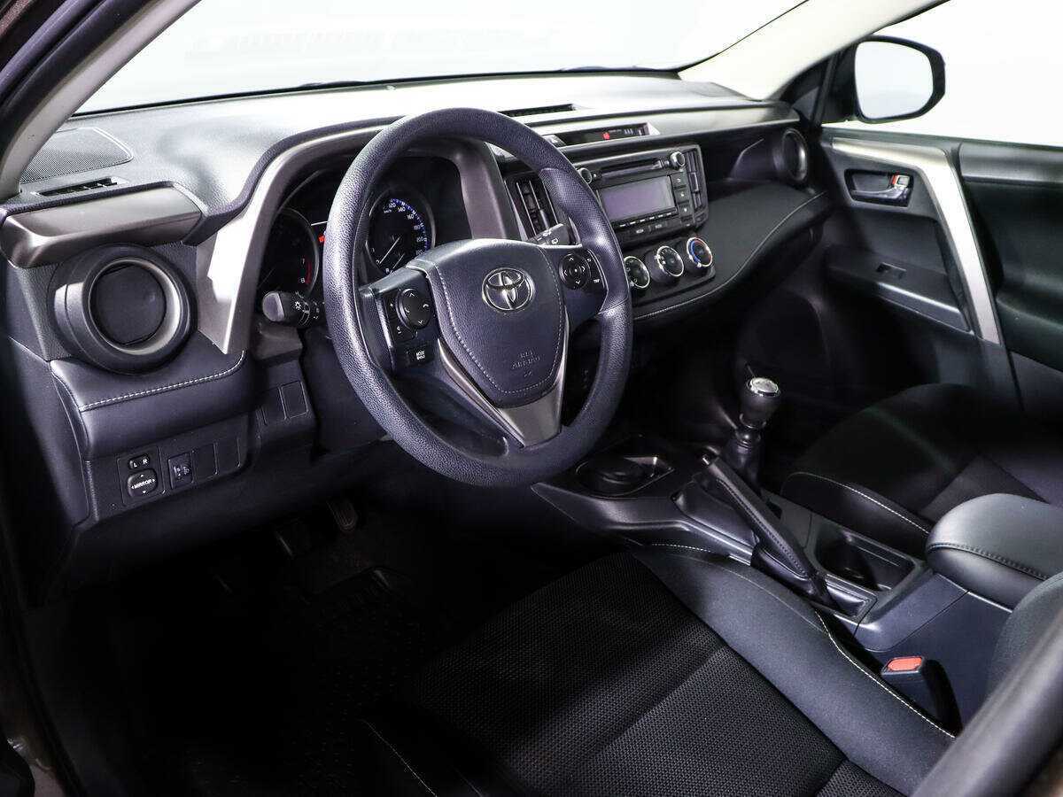 Toyota RAV4, 2018 Фото №14