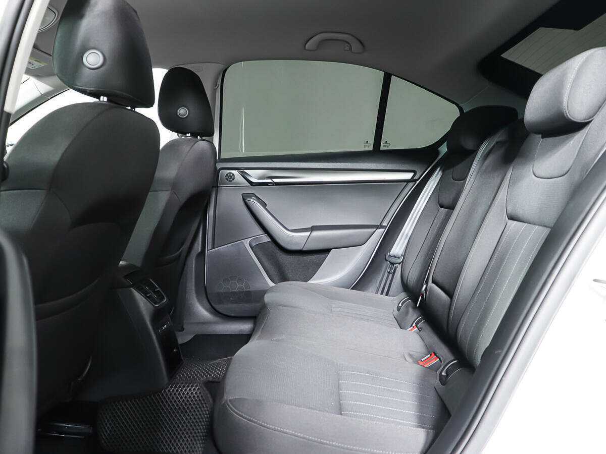 Skoda Octavia, 2018 Фото №12