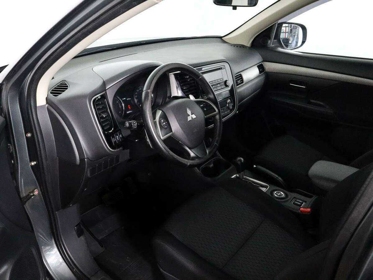Mitsubishi Outlander, 2013 Фото №7