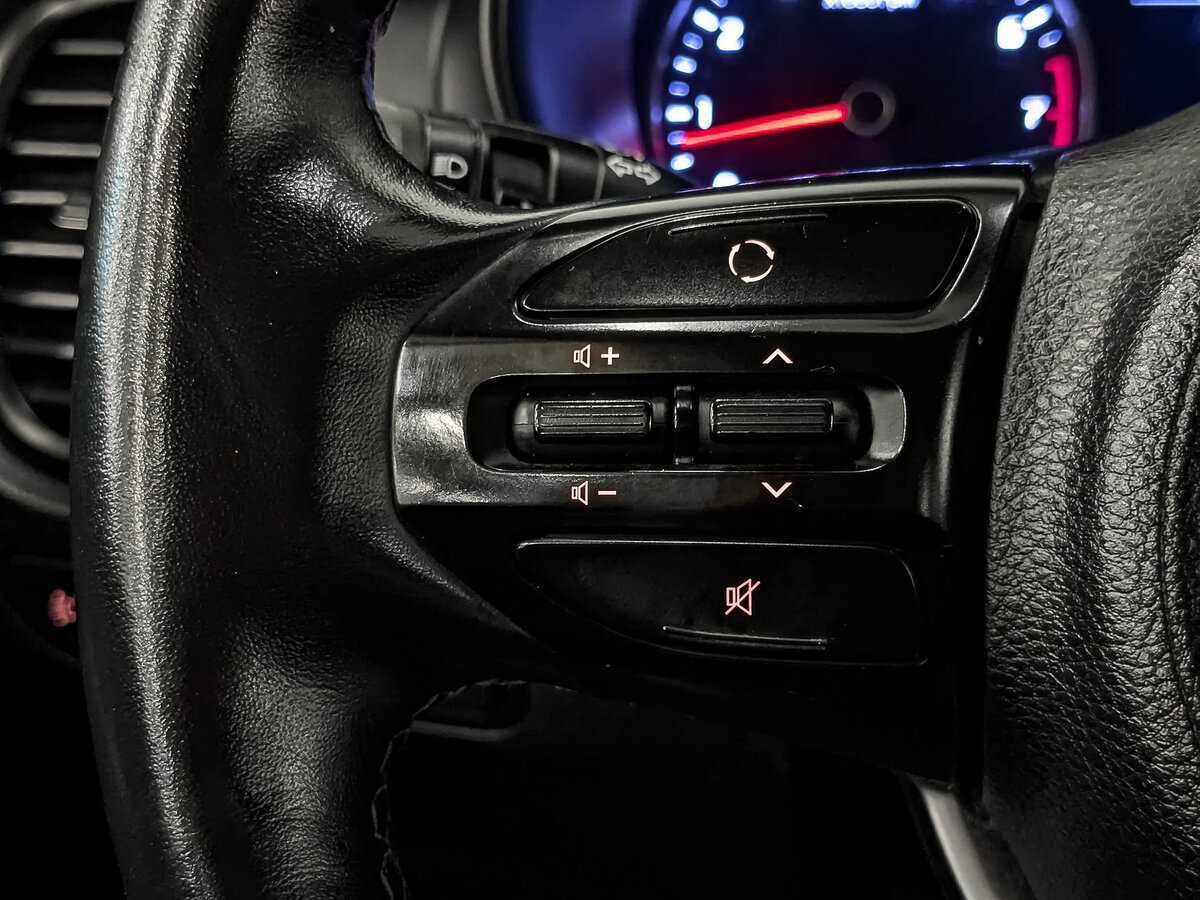 Kia Rio X-Line, 2020 Фото №26