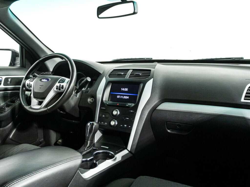 Ford Explorer, 2015 Фото №9