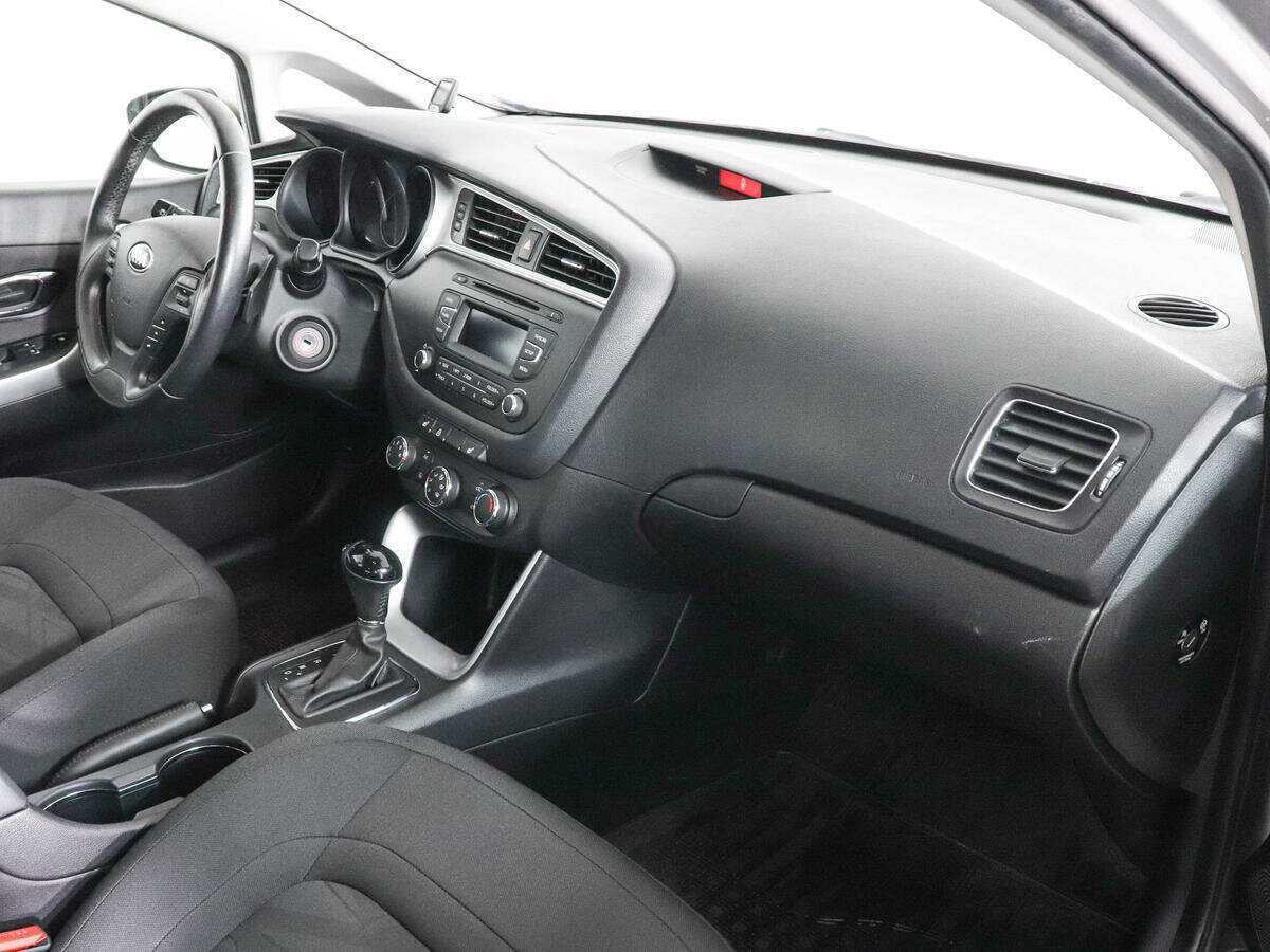 Kia Ceed, 2016 Фото №10