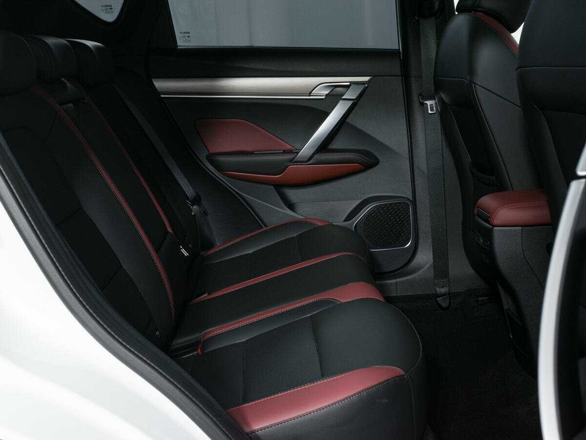 Geely Coolray, 2023 Фото №12