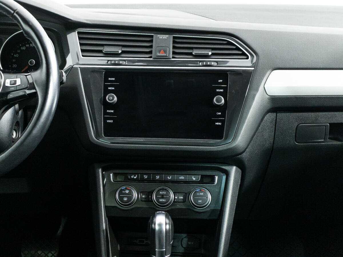 Volkswagen Tiguan, 2019 Фото №14