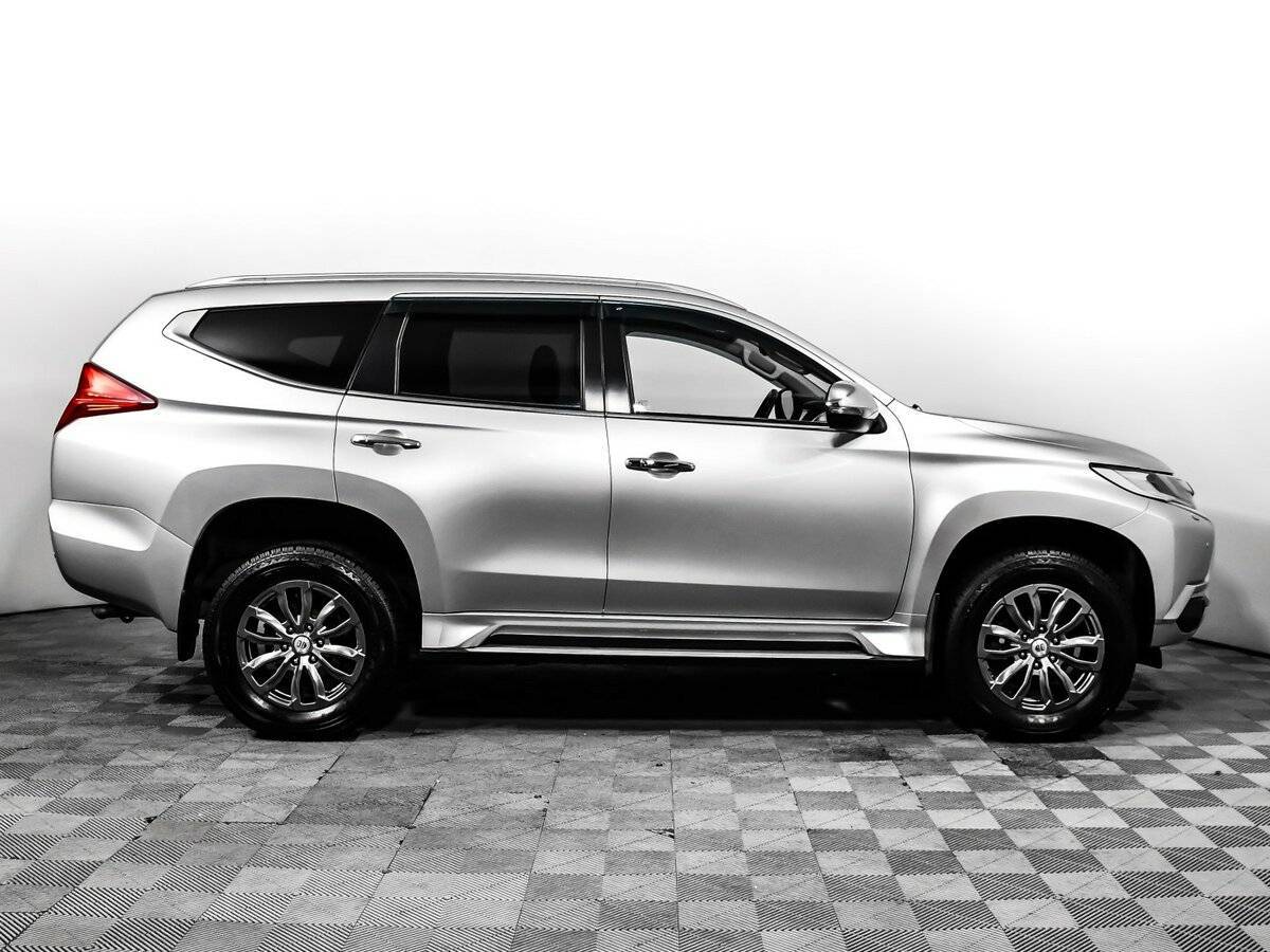Mitsubishi Pajero Sport, 2017 Фото №4