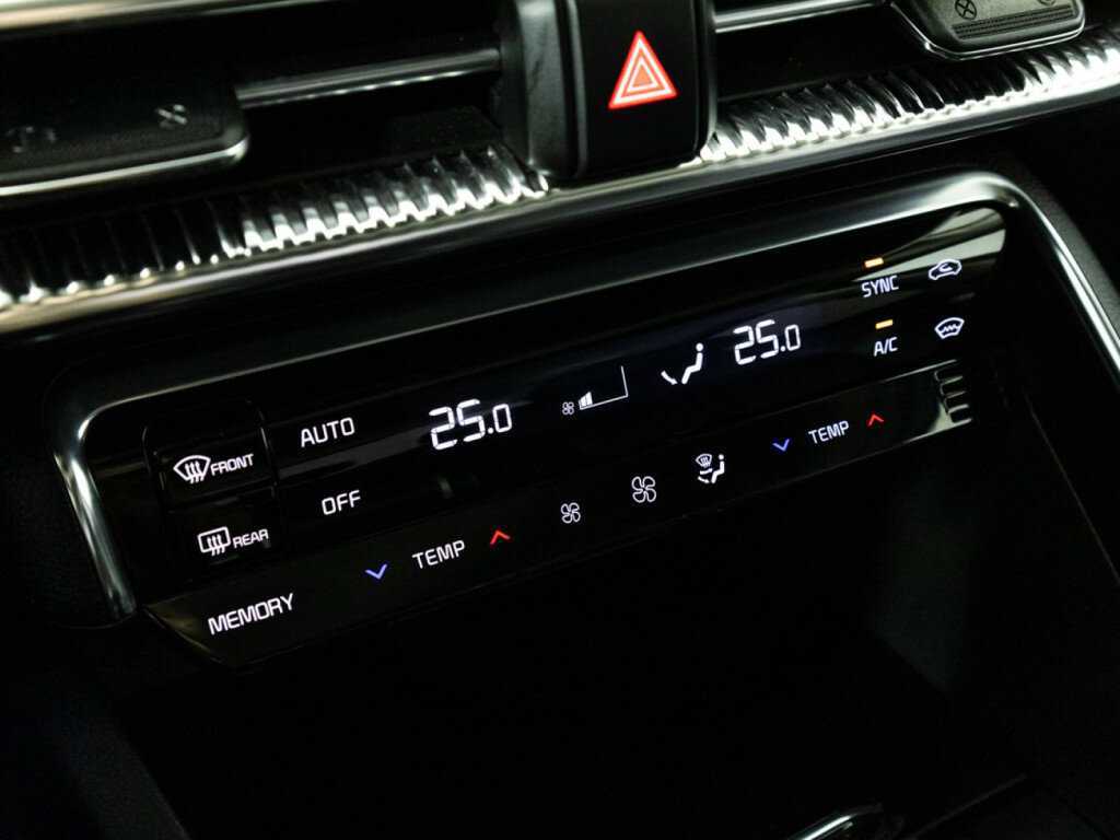 Kia K5, 2021 Фото №23