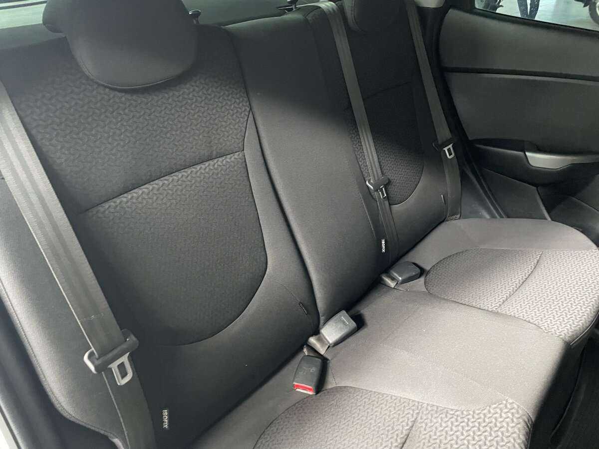 Kia Rio, 2017 Фото №16