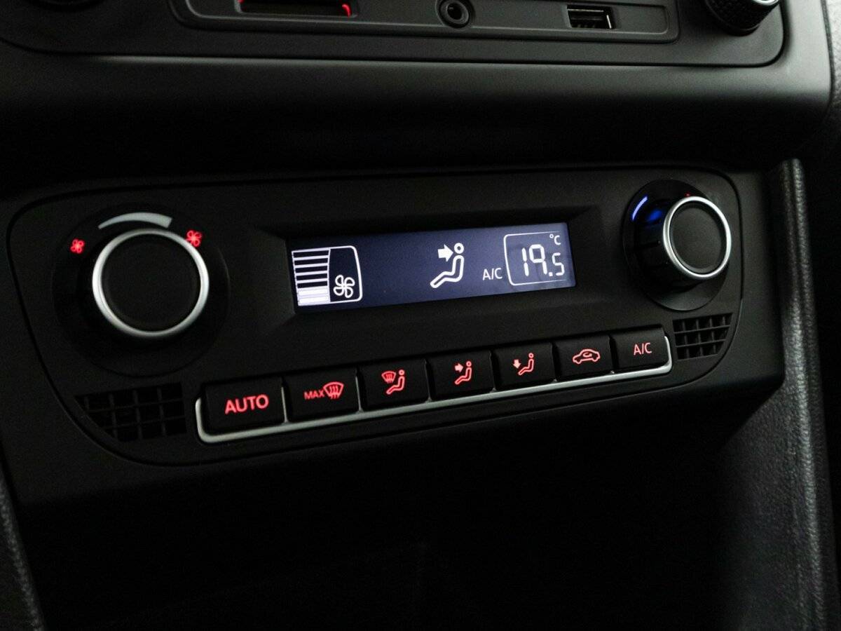 Volkswagen Polo, 2017 Фото №15