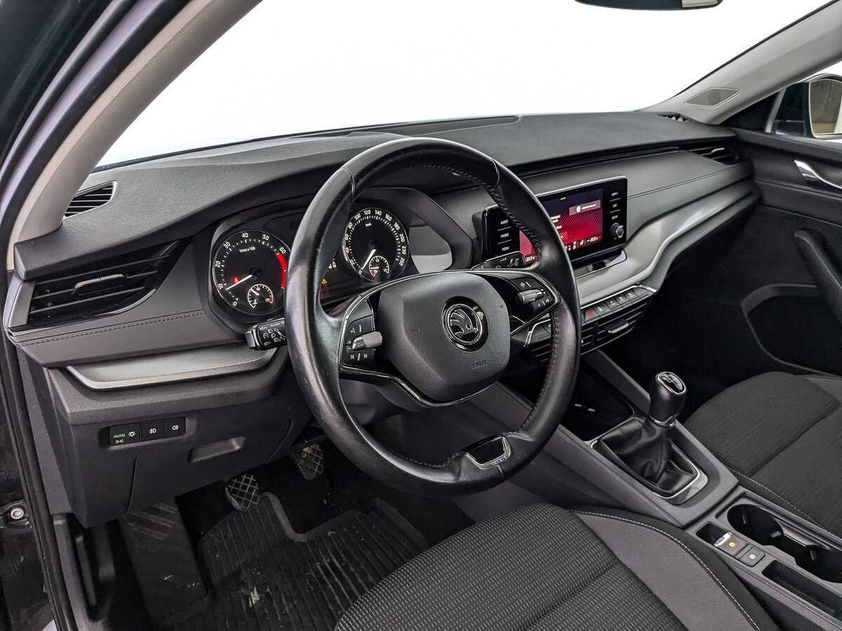 Skoda Octavia, 2021 Фото №16