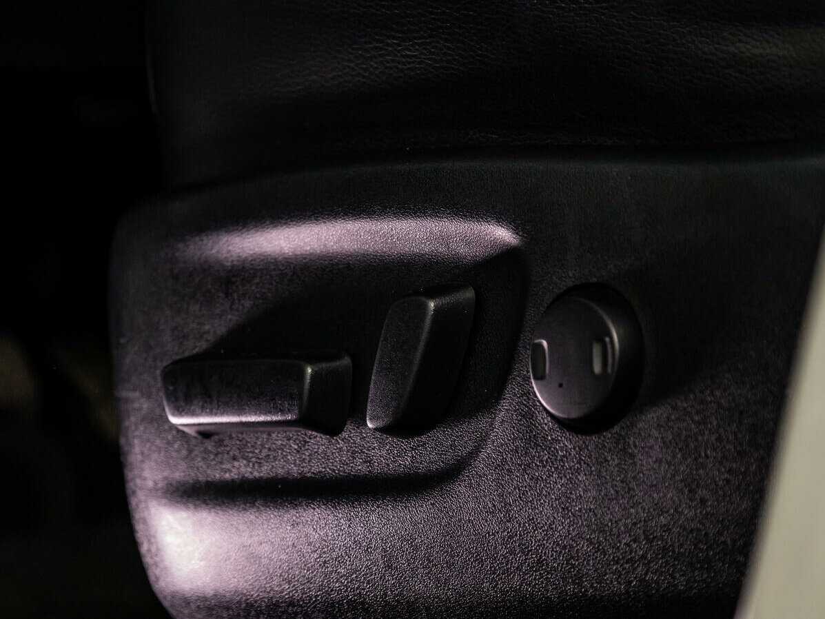 Toyota RAV4, 2015 Фото №15