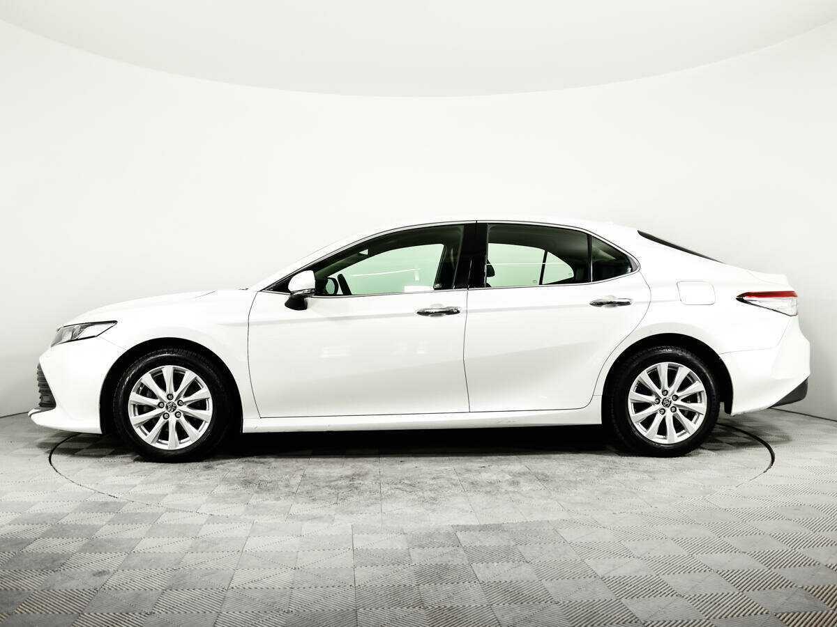 Toyota Camry, 2020 Фото №8