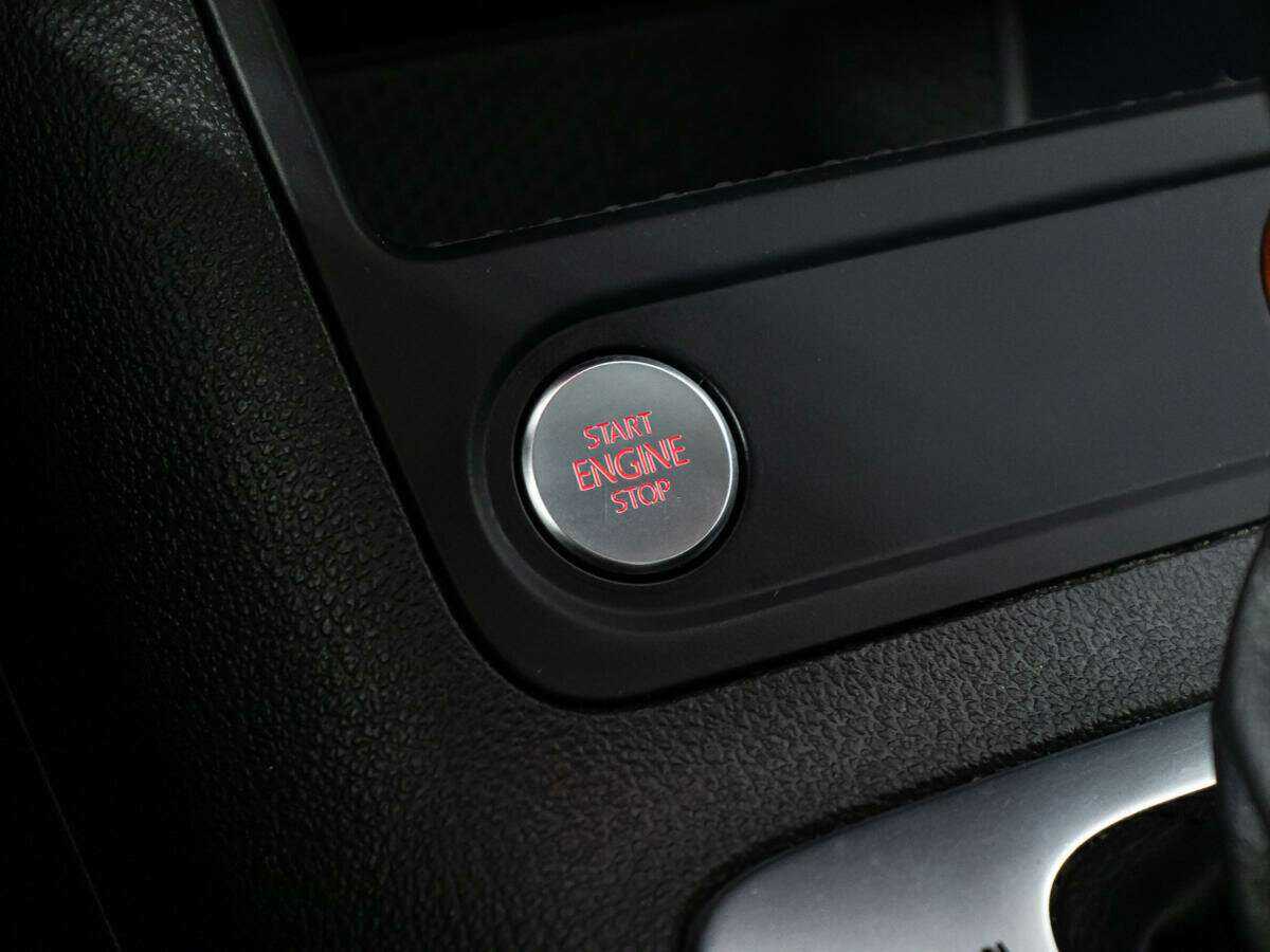 Volkswagen Tiguan, 2015 Фото №17