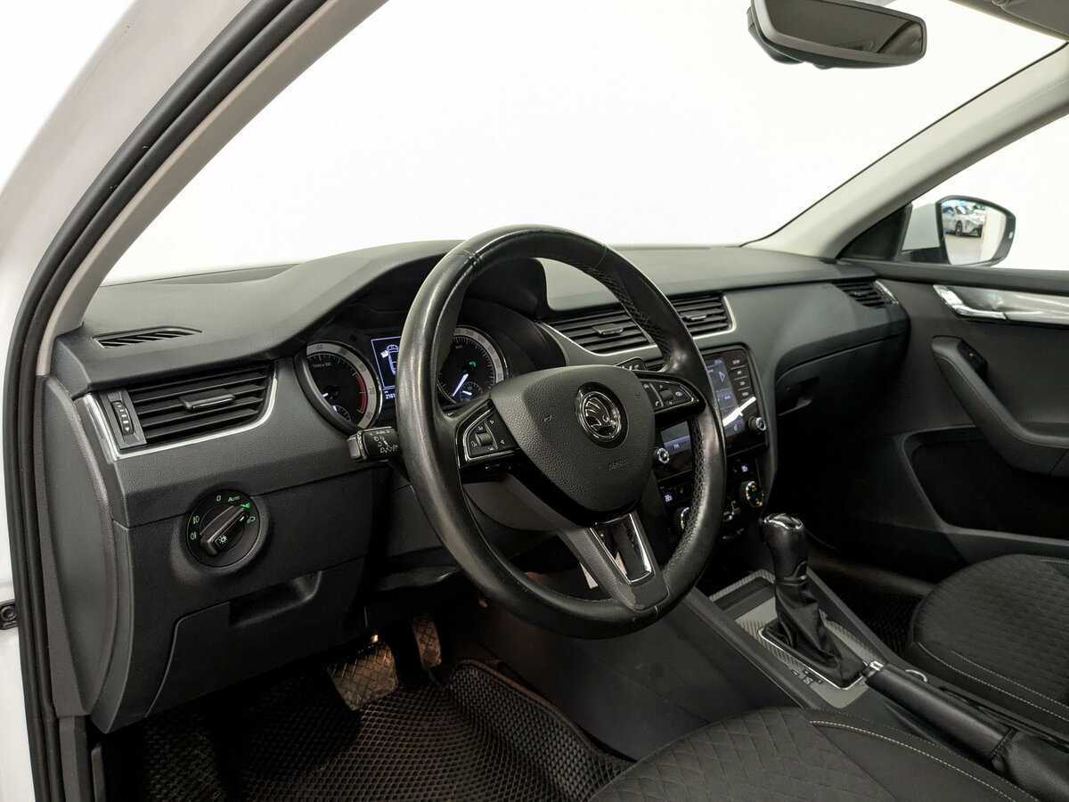 Skoda Octavia, 2017 Фото №16