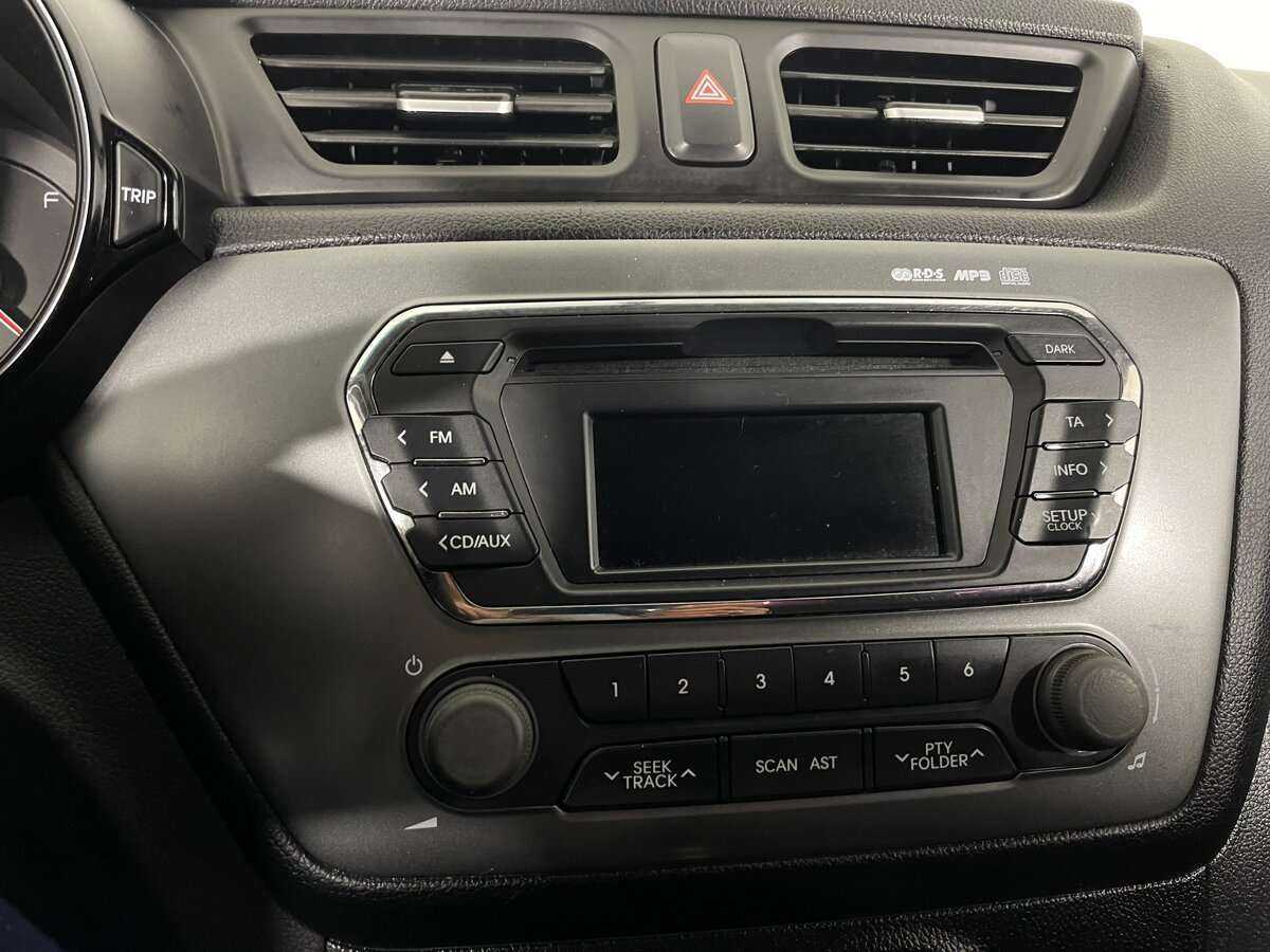 Kia Rio 5-speed, 2013 Фото №12