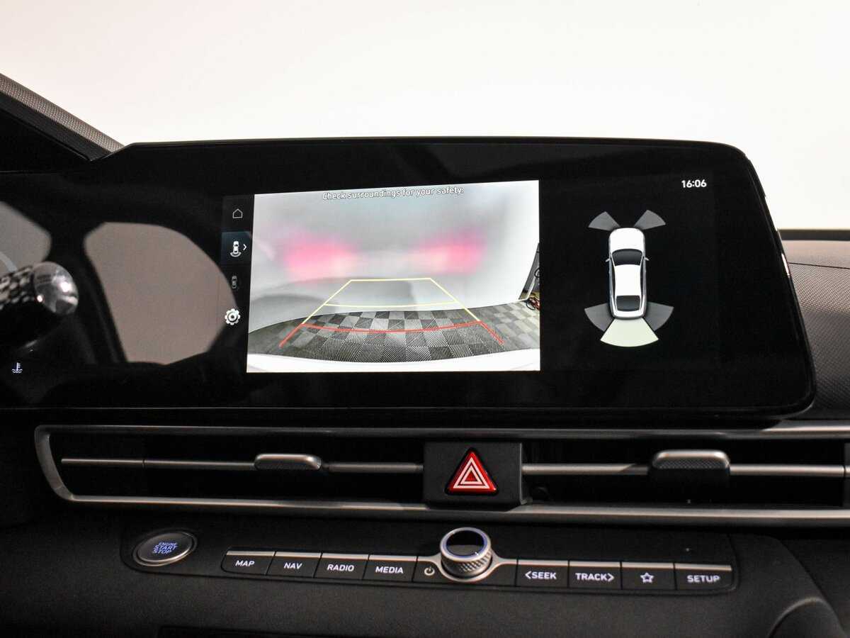 Hyundai Elantra, 2023 Фото №20