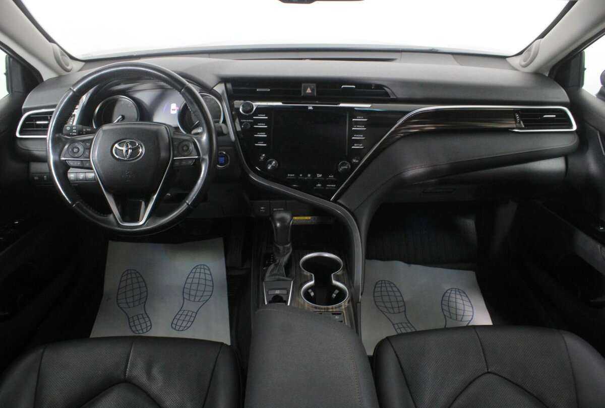 Toyota Camry, 2020 Фото №11