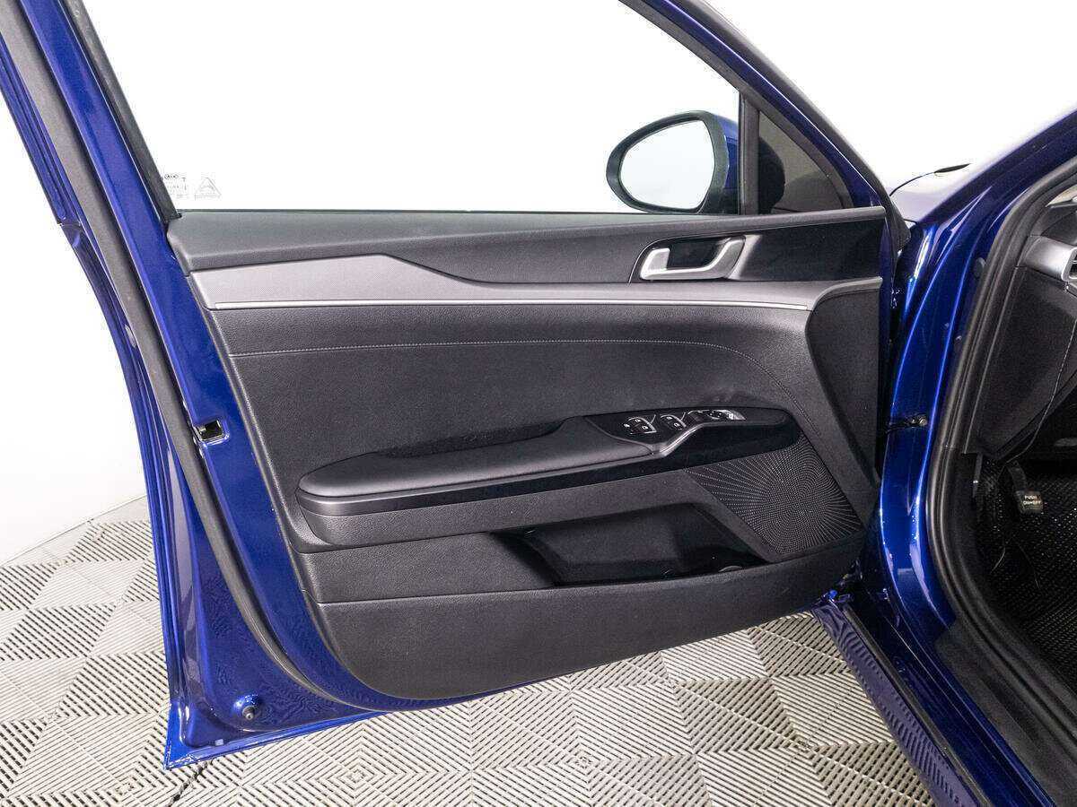 Kia K5, 2020 Фото №24