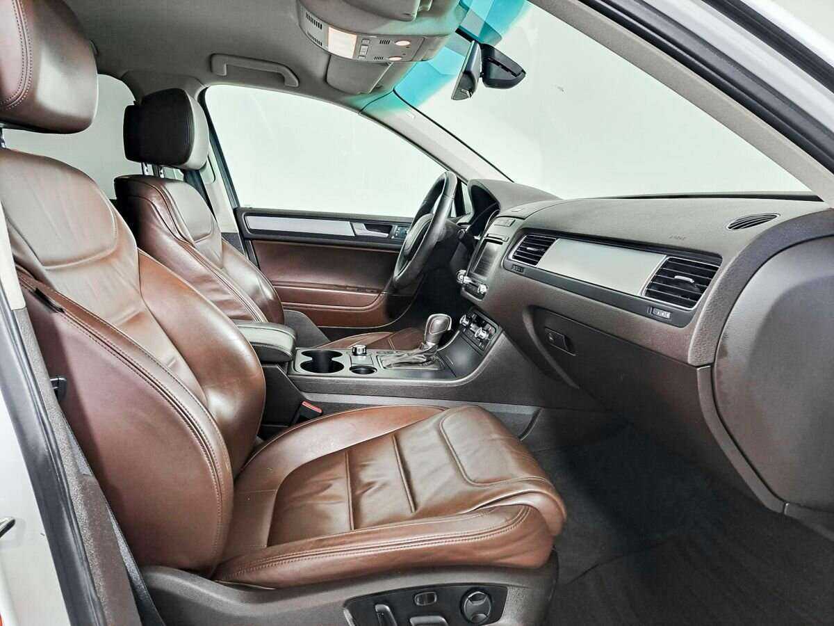 Volkswagen Touareg, 2012 Фото №7