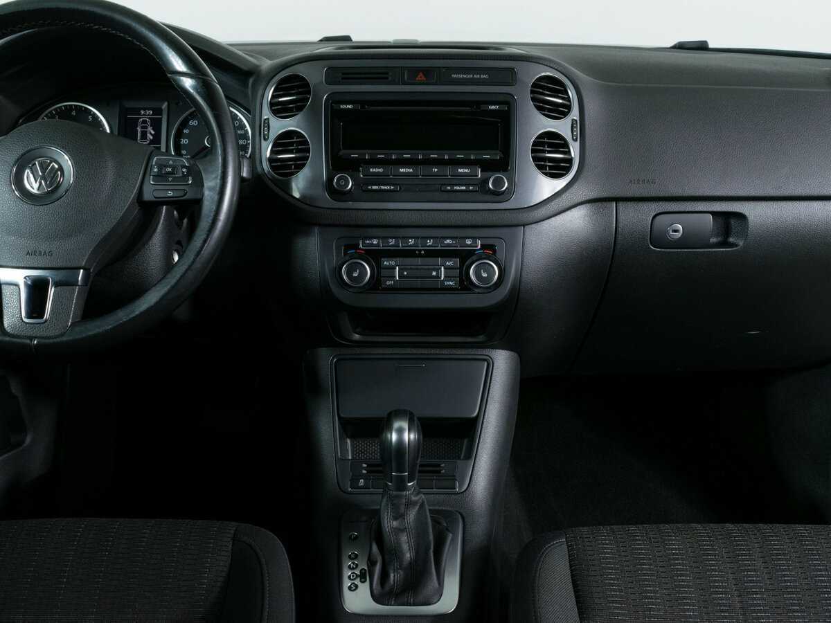 Volkswagen Tiguan, 2015 Фото №9