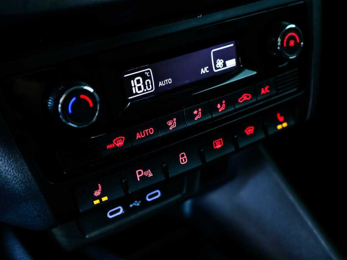 Volkswagen Polo, 2020 Фото №14