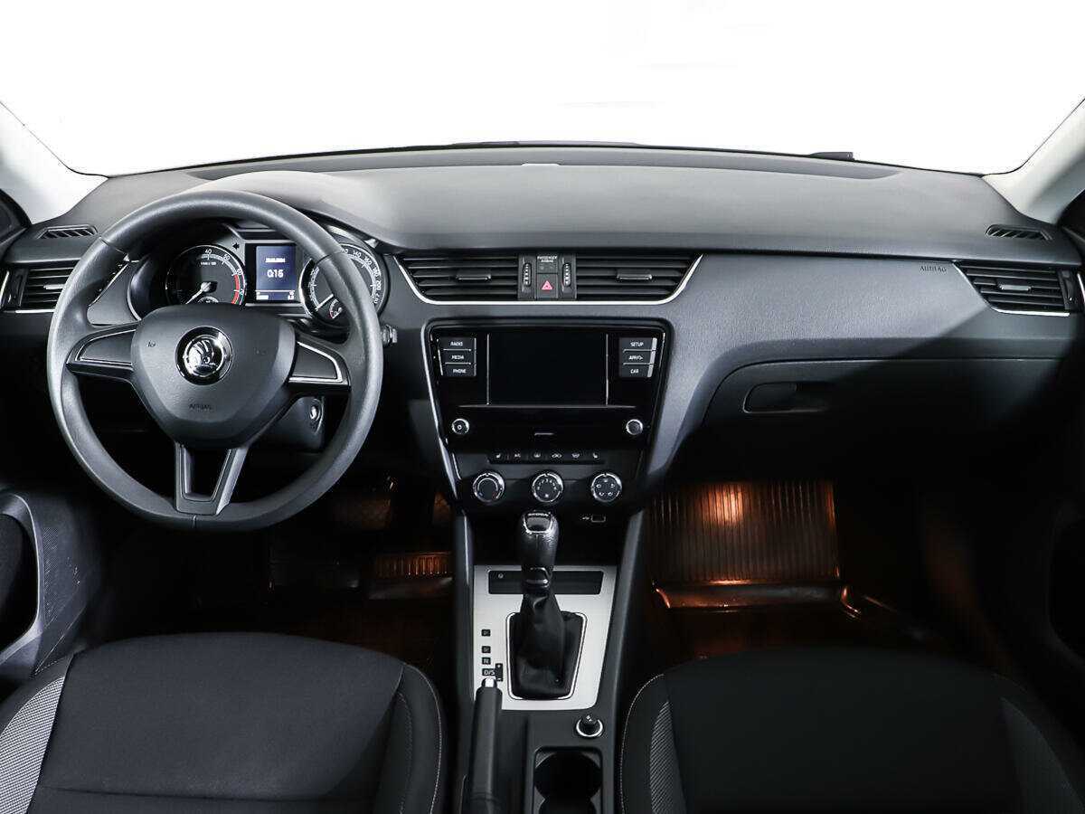 Skoda Octavia, 2018 Фото №11
