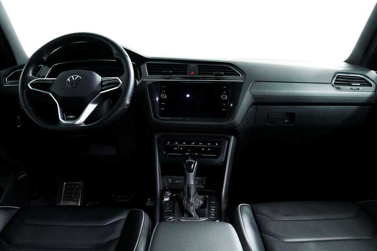 Volkswagen Tiguan, 2021 Фото №11