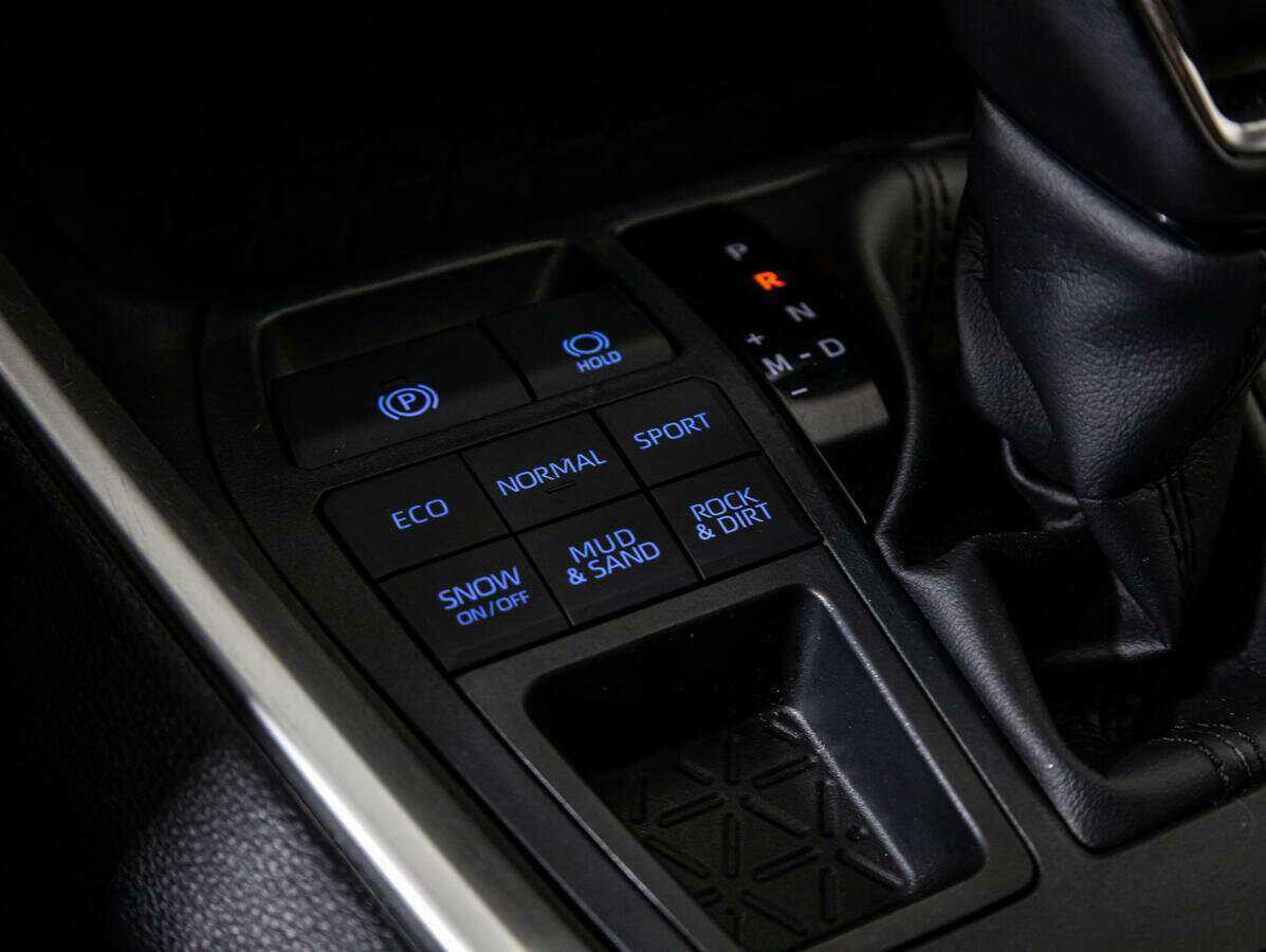 Toyota RAV4, 2021 Фото №13