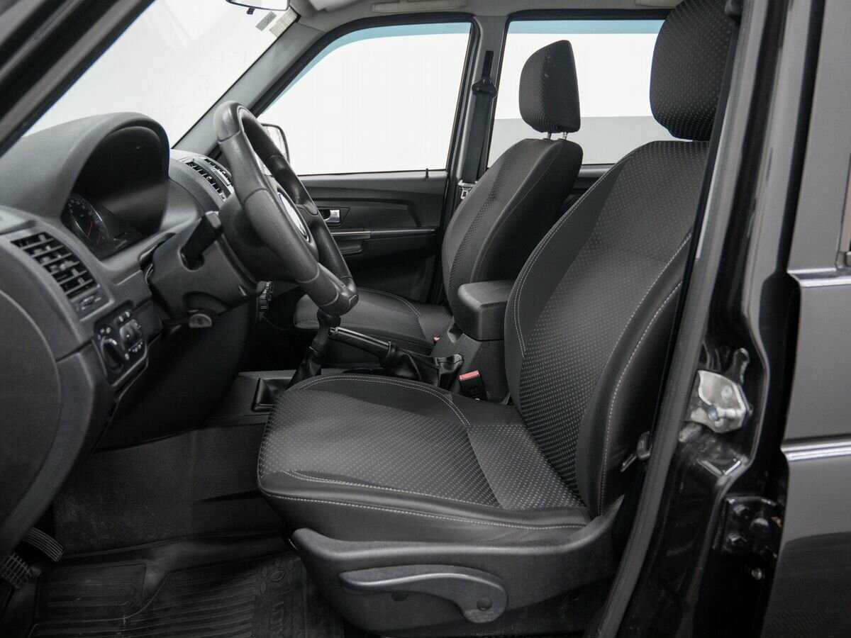 УАЗ Patriot, 2015 Фото №15