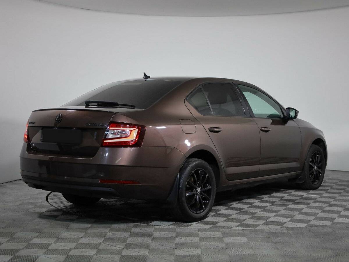 Skoda Octavia III (A7) Рестайлинг, 2017 Фото №4