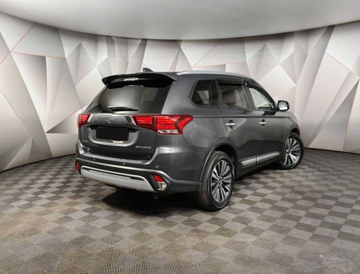 Mitsubishi Outlander, 2019 Фото №2