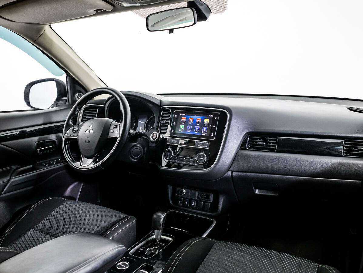 Mitsubishi Outlander, 2018 Фото №7