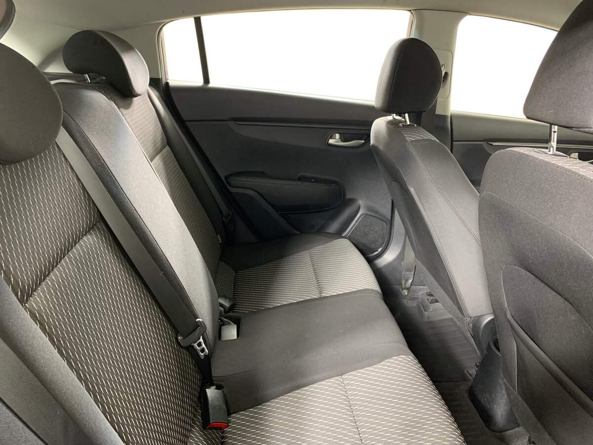 Kia Rio X-Line, 2018 Фото №17