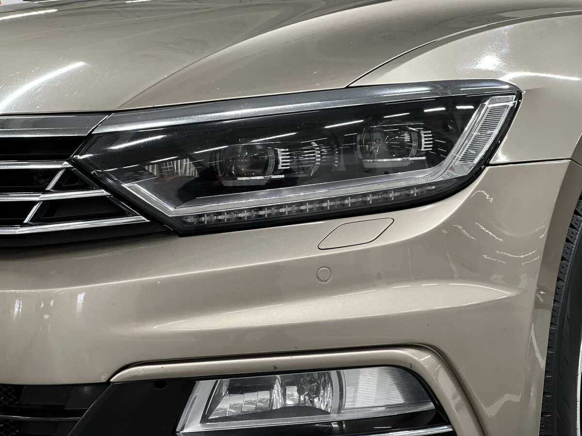 Volkswagen Passat, 2016 Фото №17