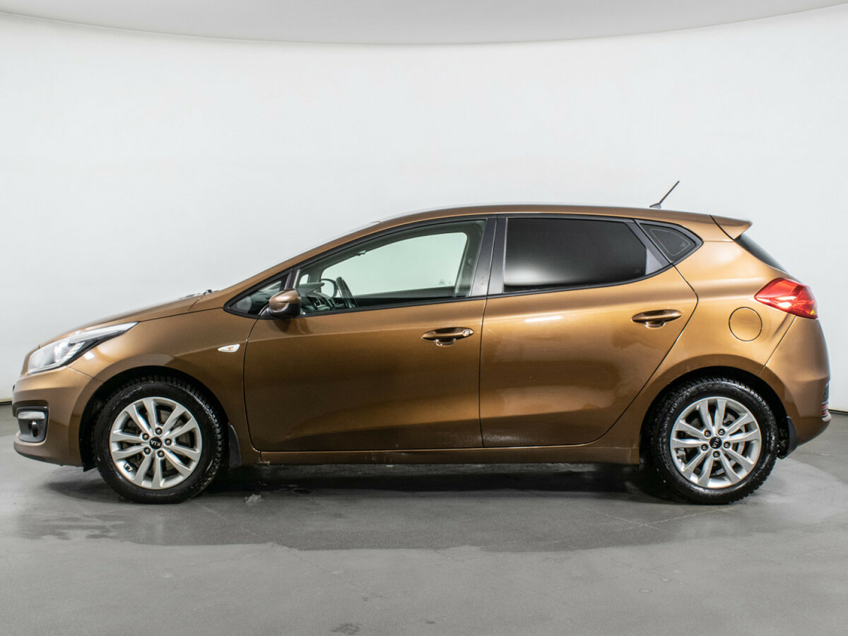 Kia Ceed II Рестайлинг, 2016 Фото №8
