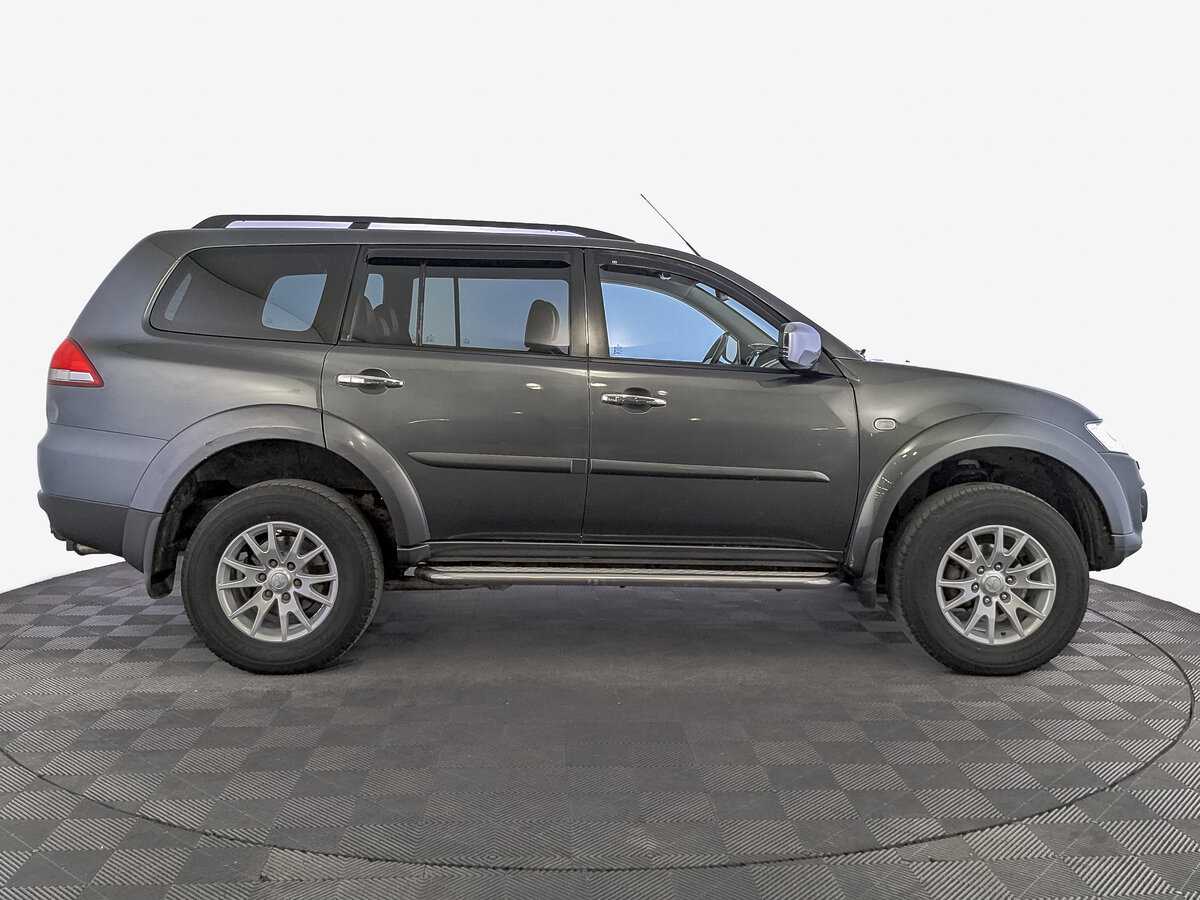 Mitsubishi Pajero Sport, 2013 Фото №4