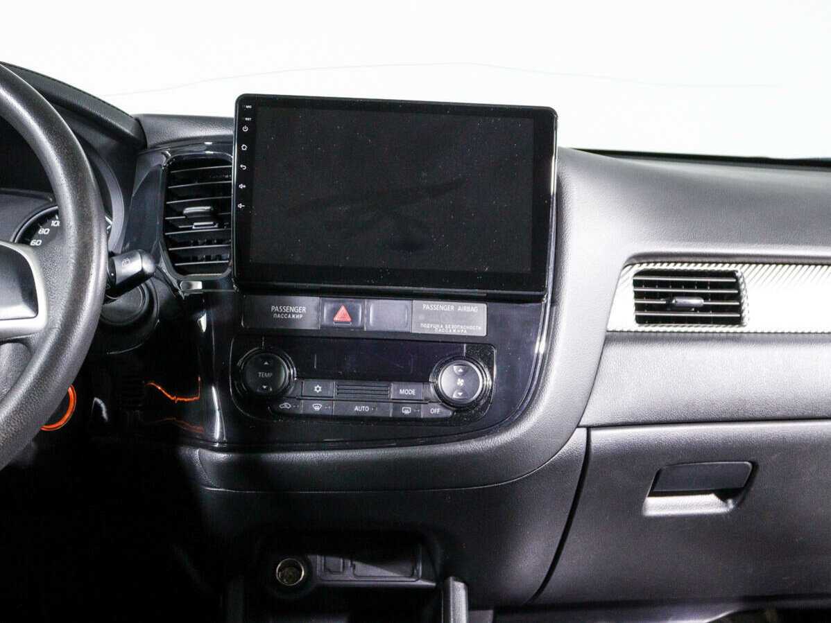 Mitsubishi Outlander, 2015 Фото №11