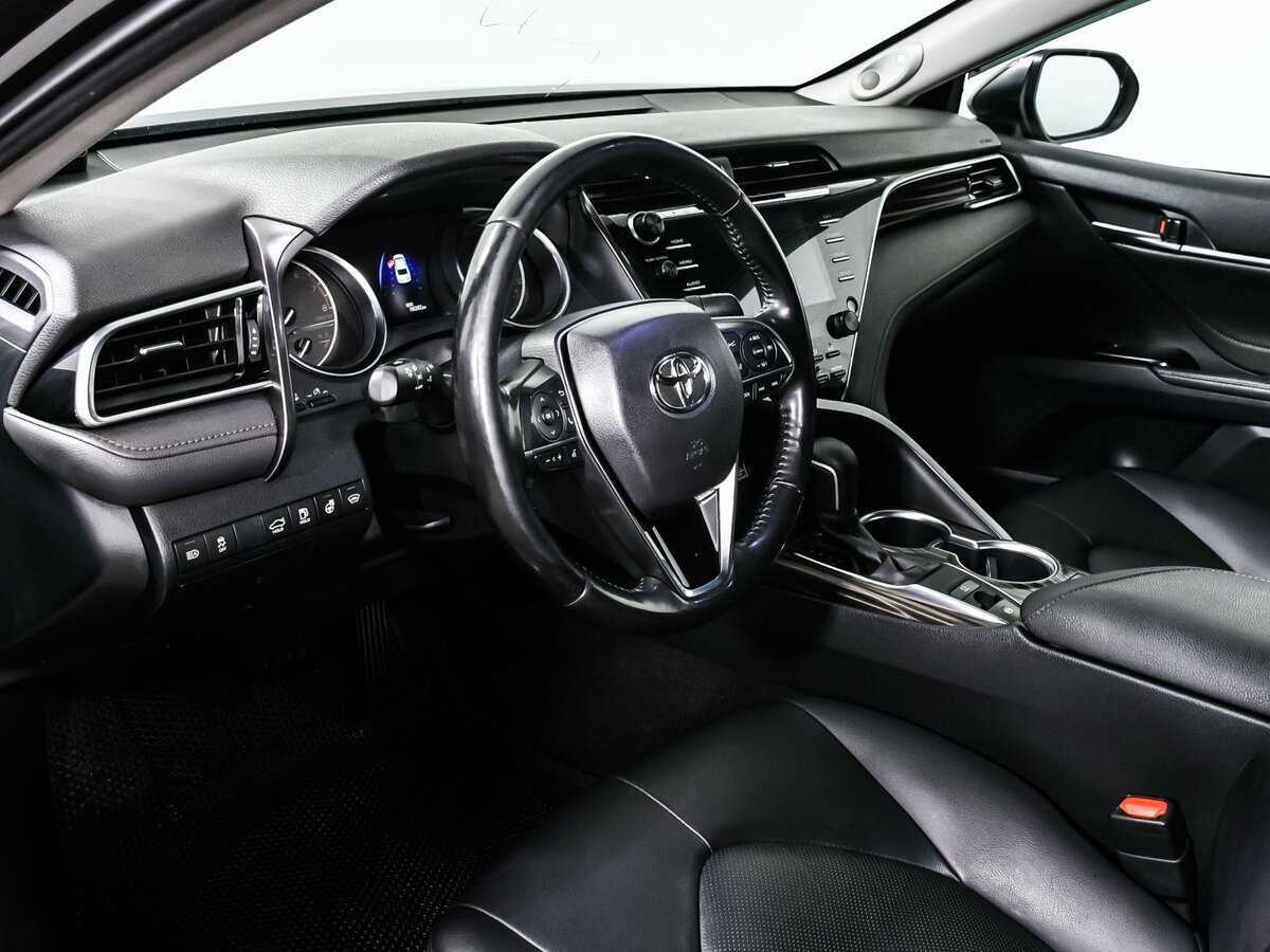 Toyota Camry, 2019 Фото №12