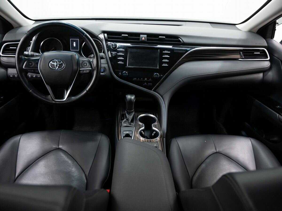Toyota Camry, 2019 Фото №14