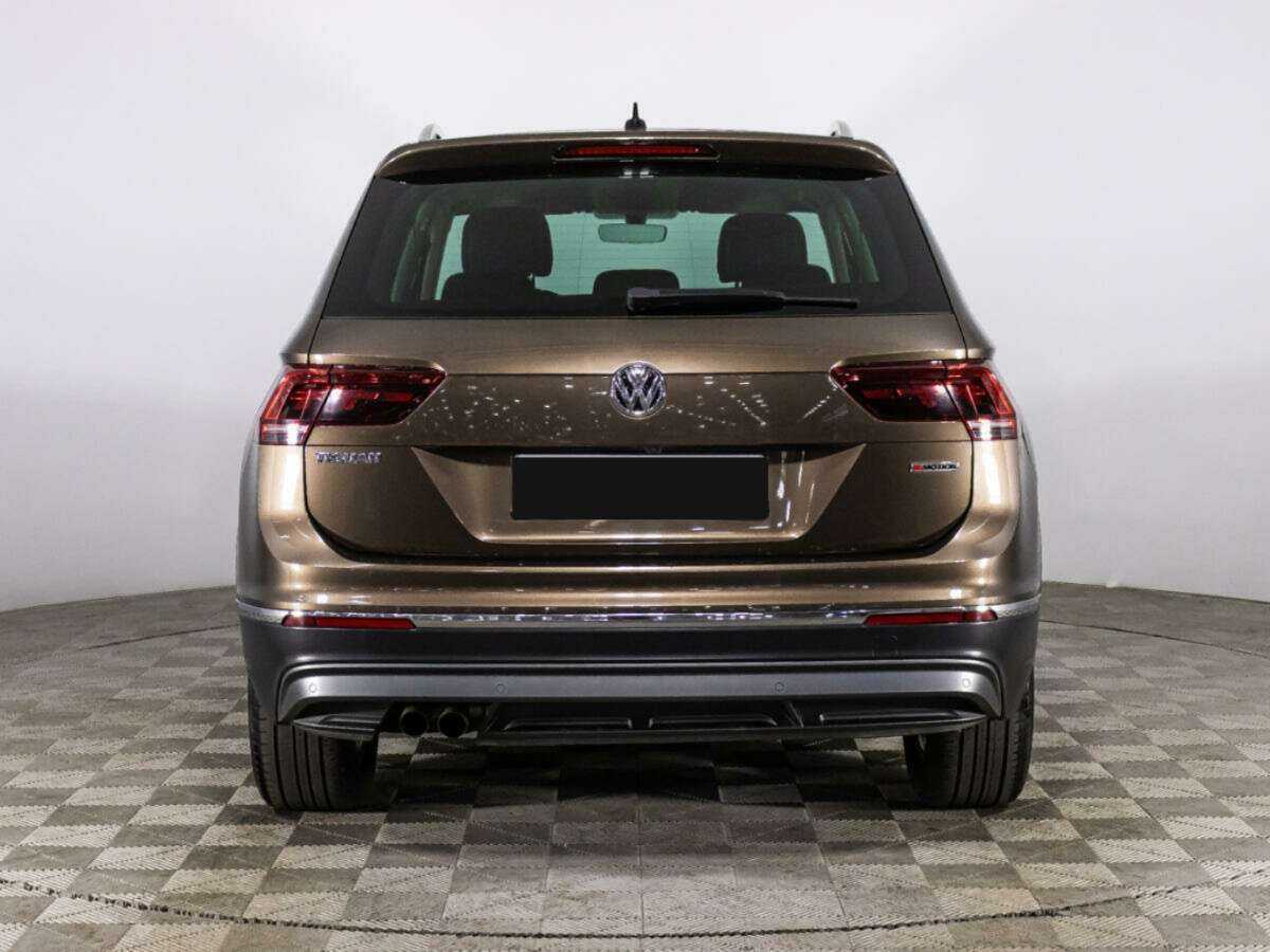 Volkswagen Tiguan, 2018 Фото №6
