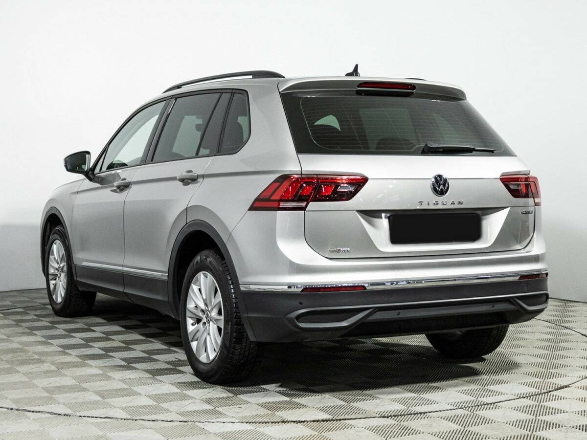 Volkswagen Tiguan II Рестайлинг, 2021 Фото №7