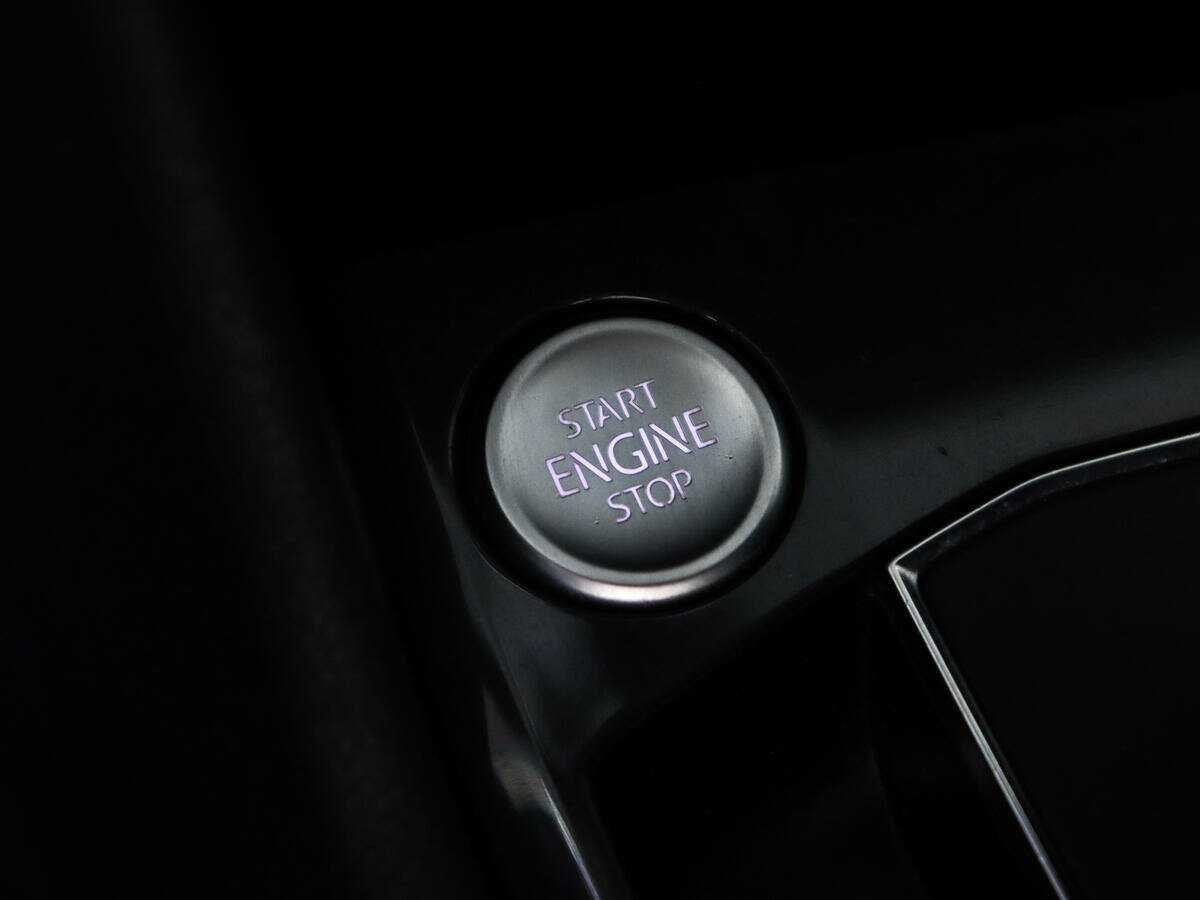 Volkswagen Tiguan, 2020 Фото №18