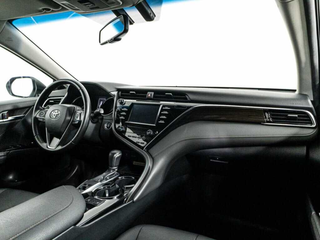 Toyota Camry, 2018 Фото №9