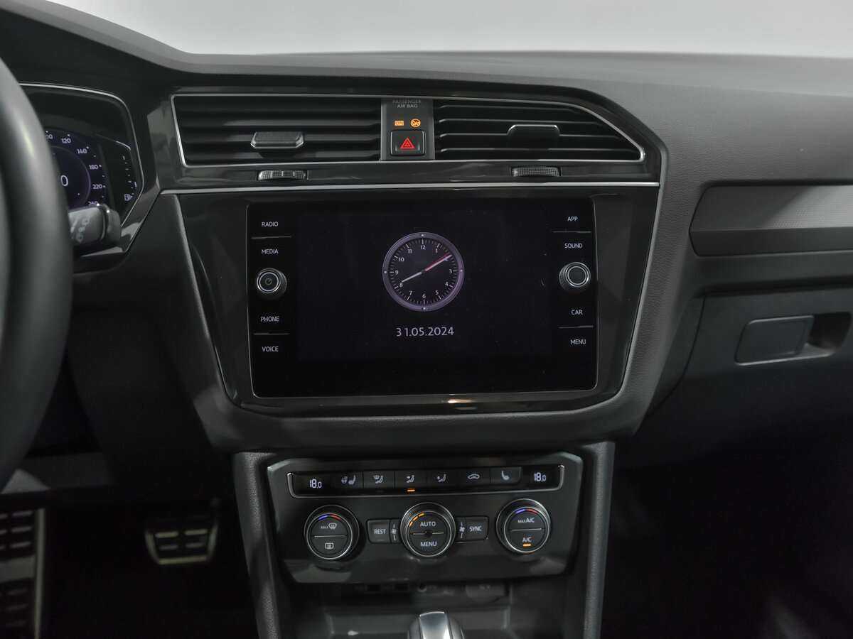 Volkswagen Tiguan, 2020 Фото №8