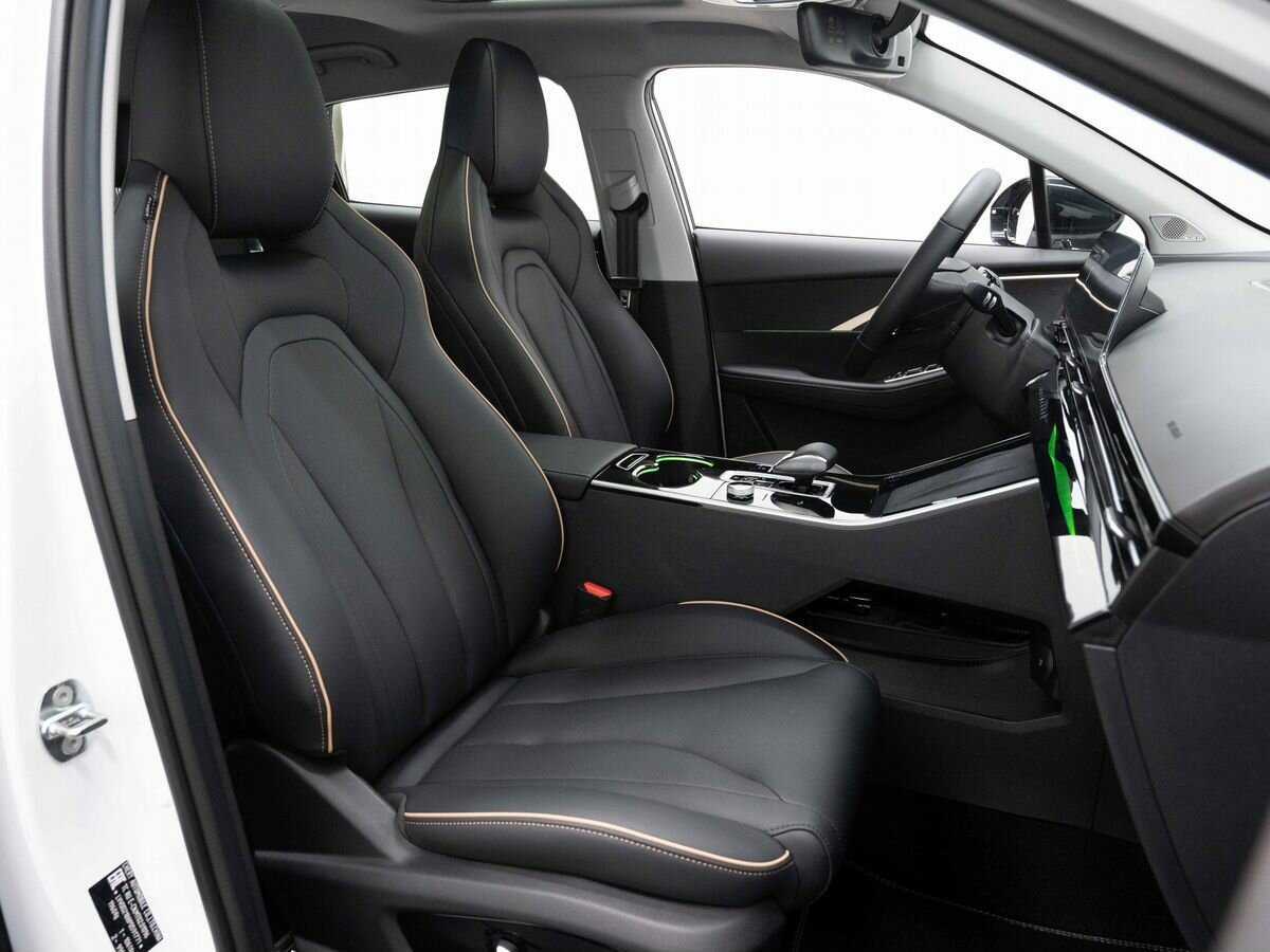 Omoda C5, 2023 Фото №13