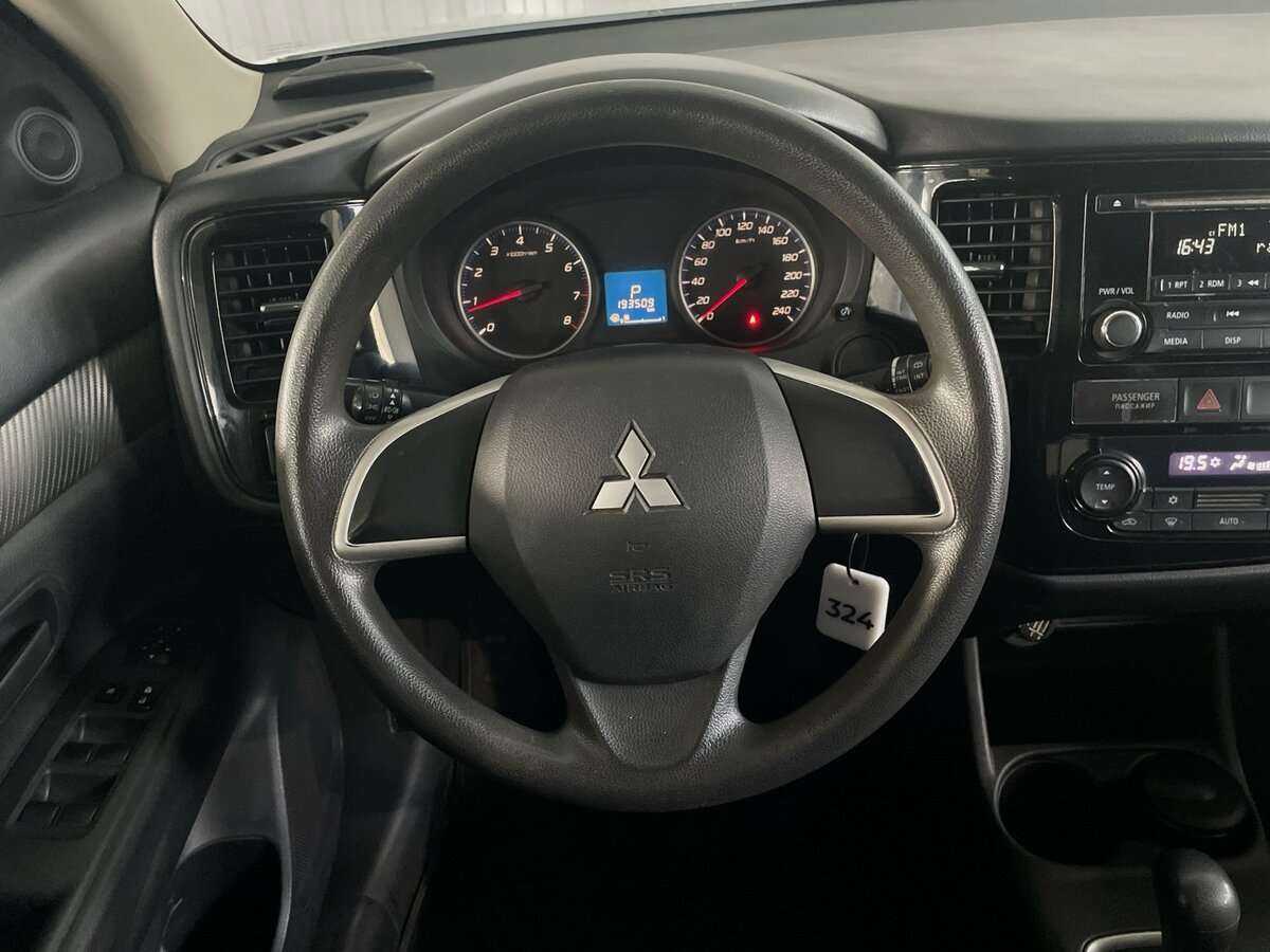 Mitsubishi Outlander, 2013 Фото №10