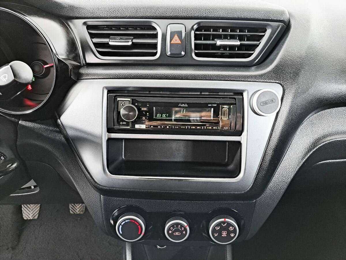 Kia Rio, 2016 Фото №13