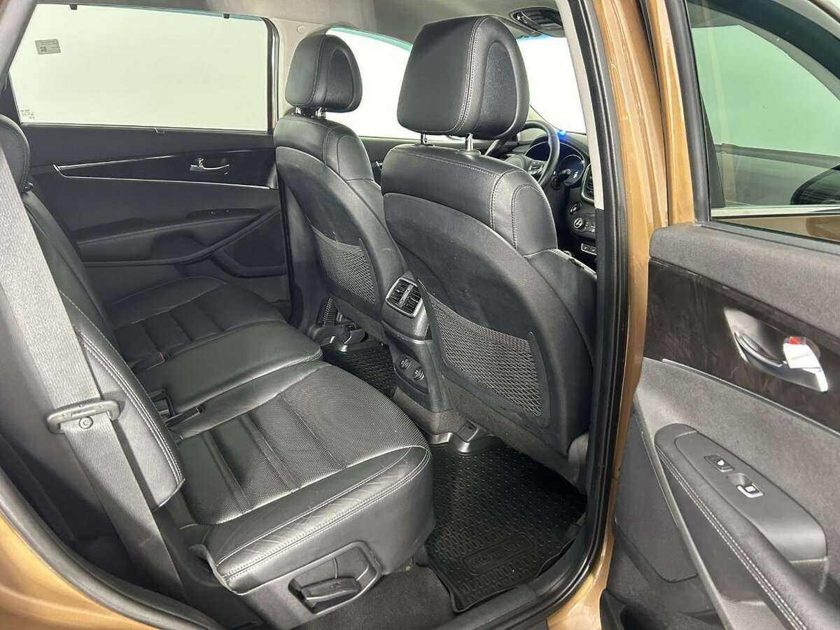 Kia Sorento, 2017 Фото №15
