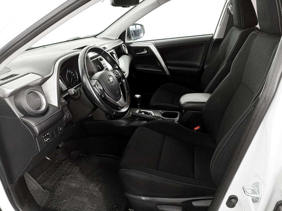 Toyota RAV4, 2019 Фото №14